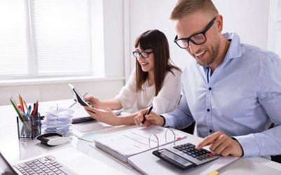 Mikor érdemes könyvelőt váltani? – Jelek, hogy ideje változtatni